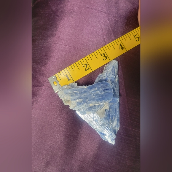 Blue Kyanite Crystal - Picture 7 of 11